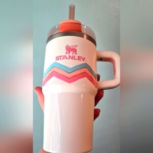 Stanley Cream Chevron 2025 Tumbler 20 Ounce
